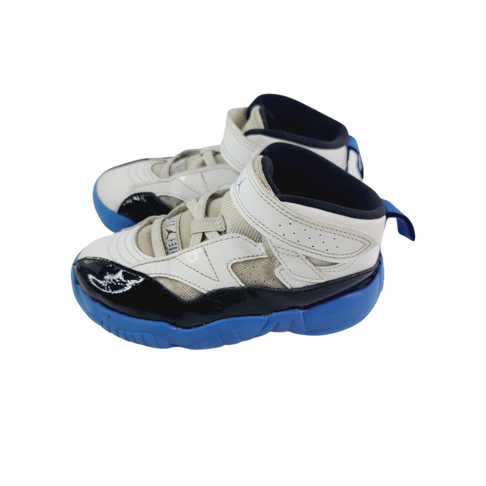 Jordan  Sneakers,  Boys,‎ Size 10C, White/Blue.